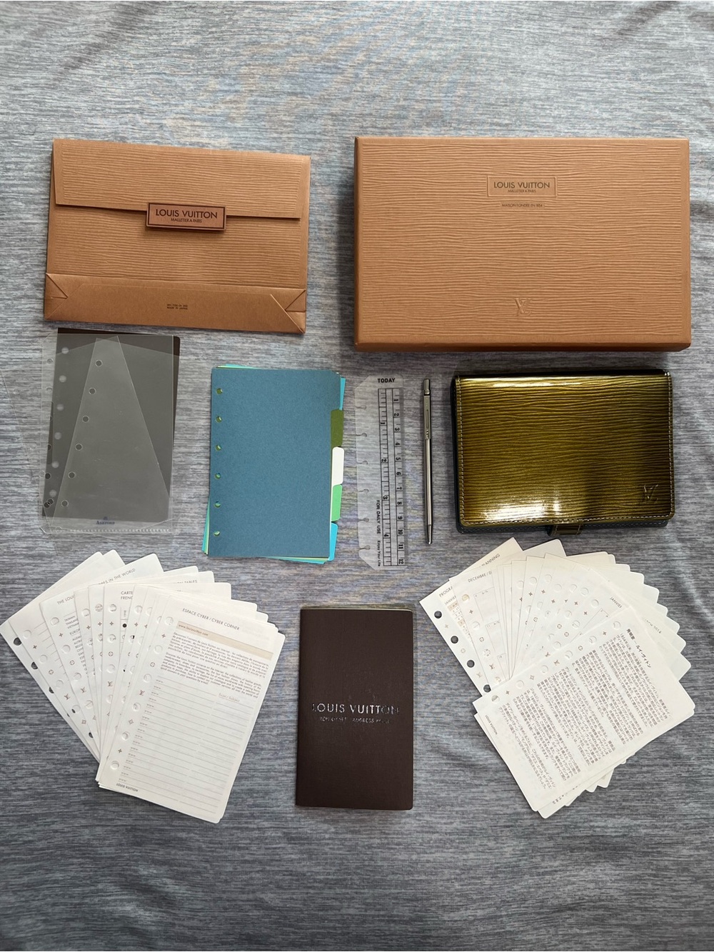 Louis Vuitton Agenda PM Cyber Epi 6 Ring with Address Book, Inserts, Pen, Box!!